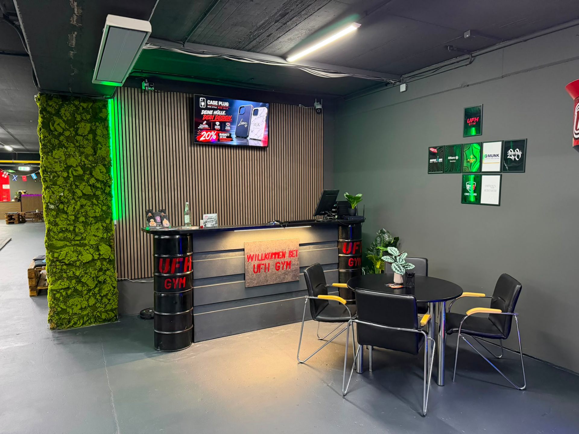 Empfang & Lounge